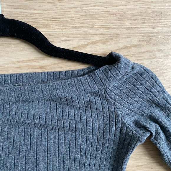 ASOS Grey Off the Shoulder Top - Picture 4 of 5
